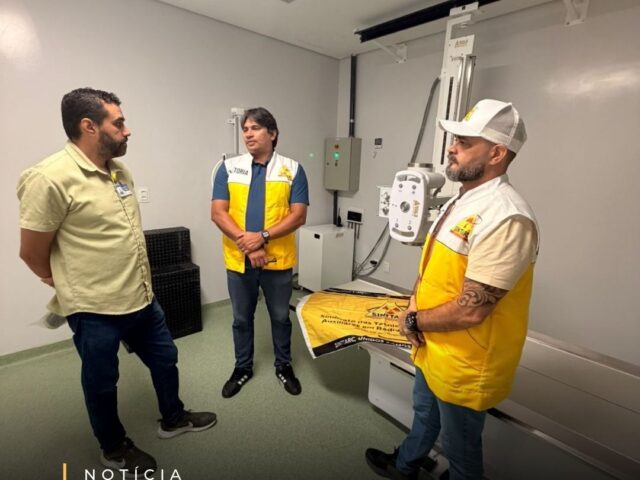 SINTTARC-CE visita trabalhadores do Hospital Universitário do Ceará